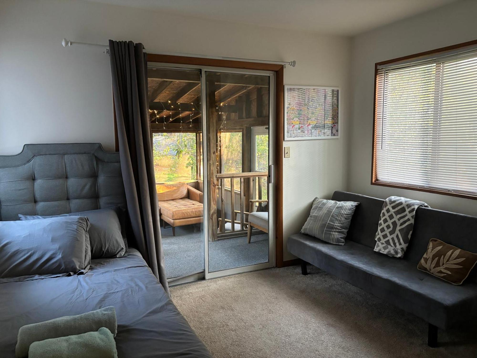 Ambiance - King Bed Cabin, Jetted-Tub & Fireplace Tobyhanna Eksteriør billede